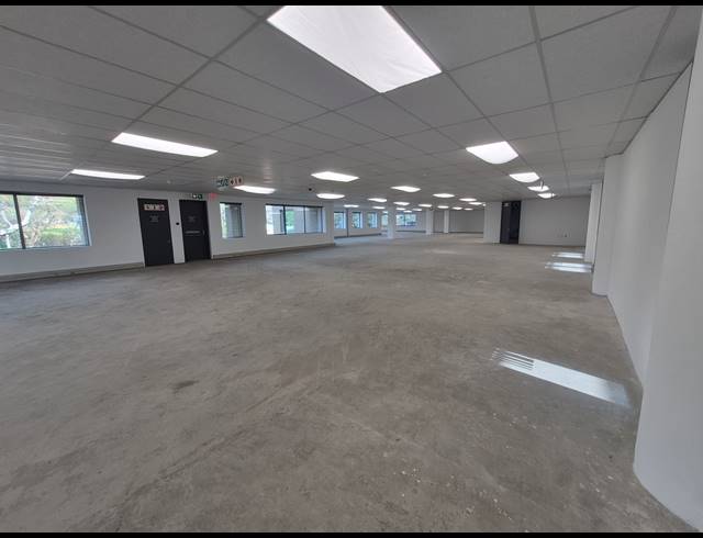 858M² OFFICE TO LET IN WOODMEAD